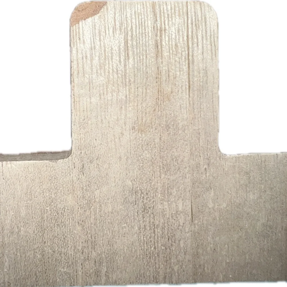 Horizon Group USA Wooden Wall Mount Decorative Clip Blue Tan Accent 2 PCS